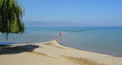 George Porter Cycling on the  tour with redspokes